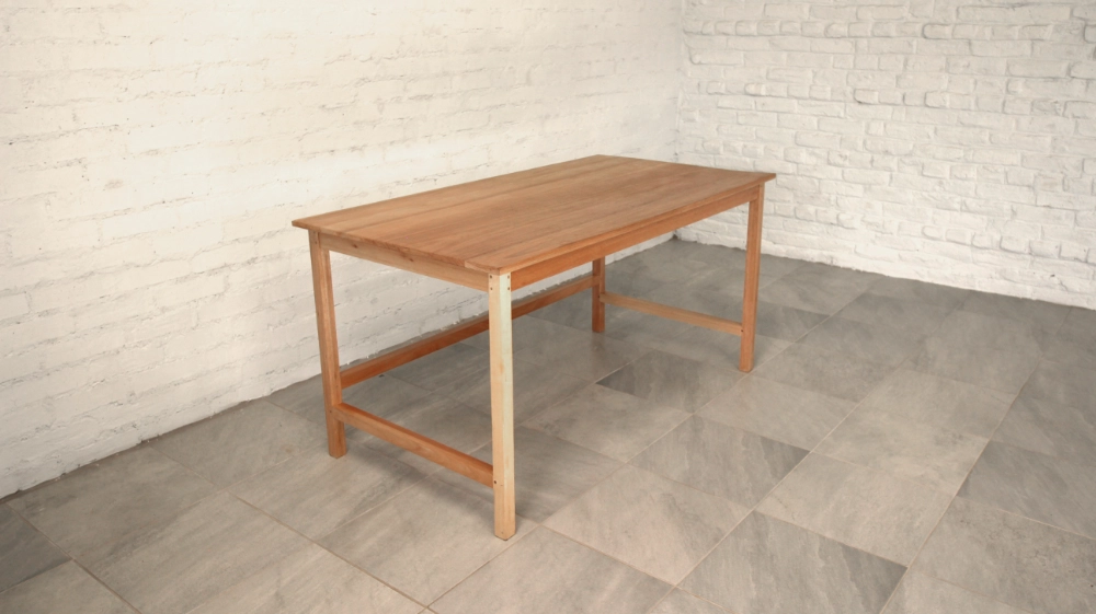 Eucalyptus grandis desk